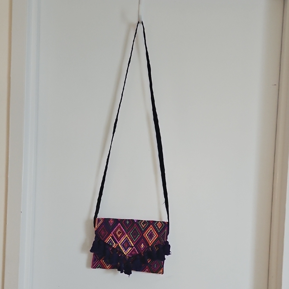 Multicolor Geometric Pattern Clutch - Picture 6 of 6